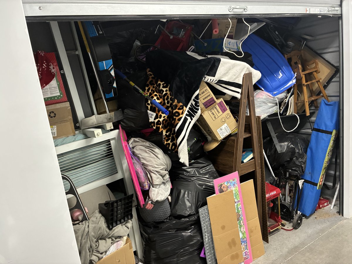 10 x 15 storage unit in North Las Vegas, NV