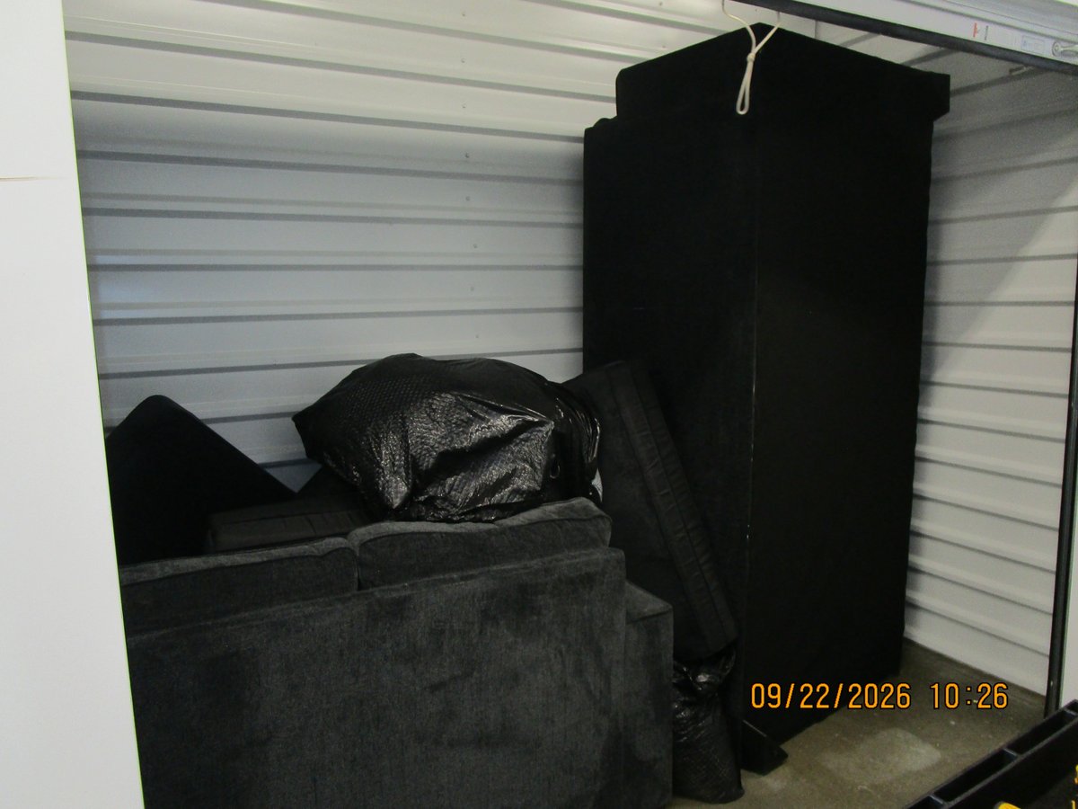 5 x 10 storage unit in Burnsville, MN