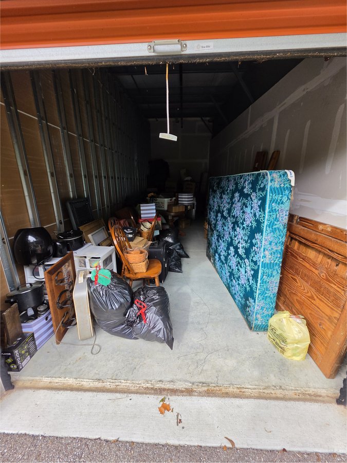 10 x 30 storage unit in Bloomington, IN
