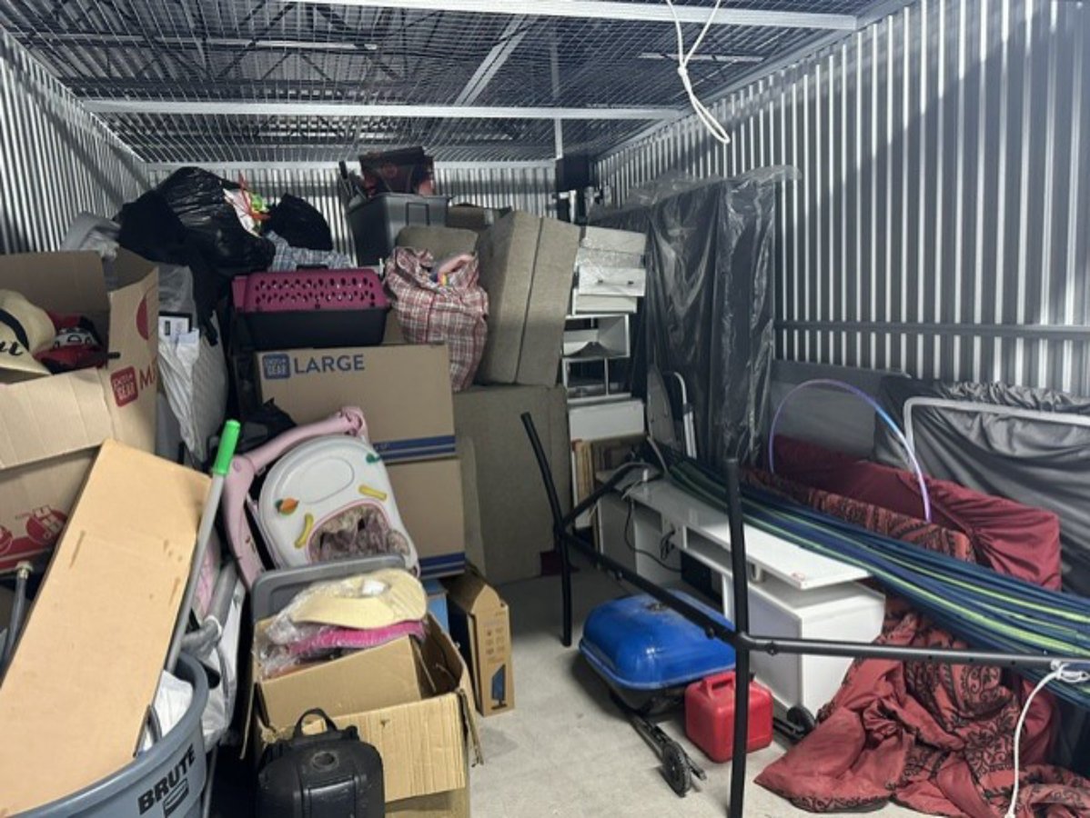 10 x 12 storage unit in Dearborn, MI