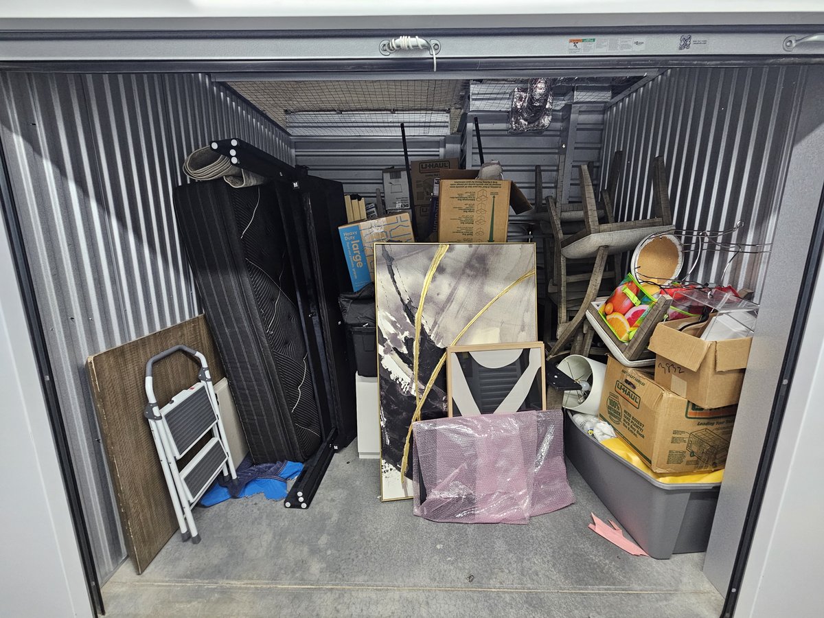 10 x 7 storage unit in Stone Mountain, GA