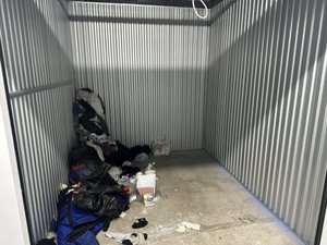7 x 10 storage unit in Dearborn, MI