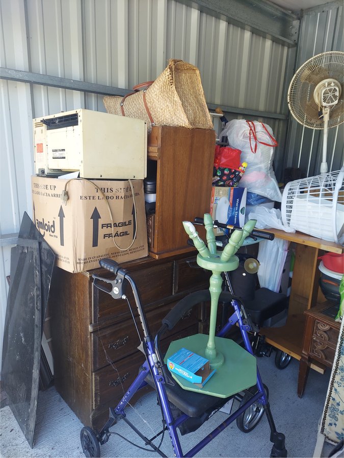 10 x 10 storage unit in Oregon, OH