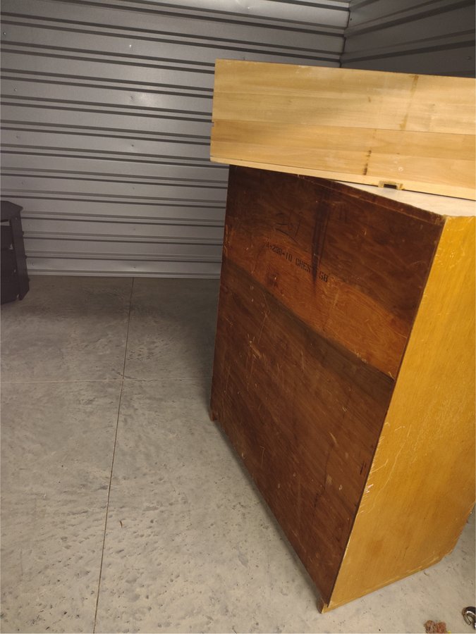 10 x 10 storage unit in Glen Allen, VA