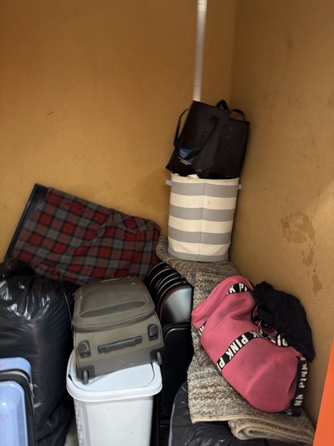 5 x 5 storage unit in West Sacramento, CA