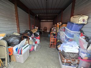 10 x 30 storage unit in Laurel, MD