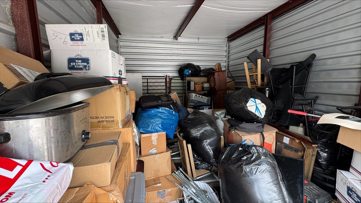10 x 15 storage unit in Ocala, FL