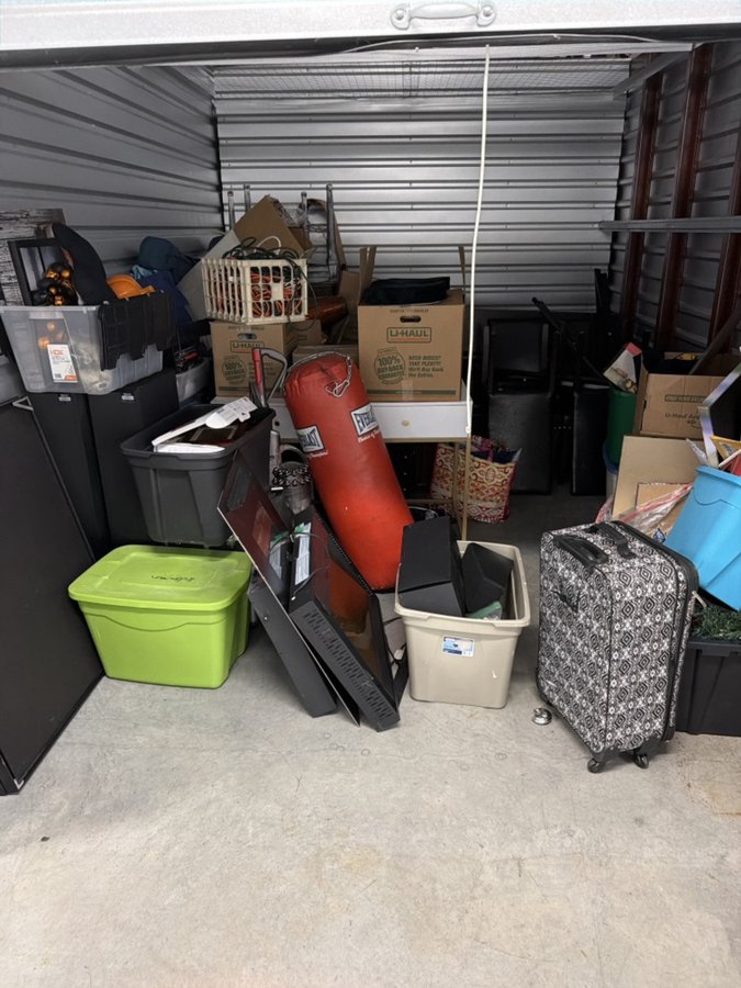 10 x 15 storage unit in Macomb, MI