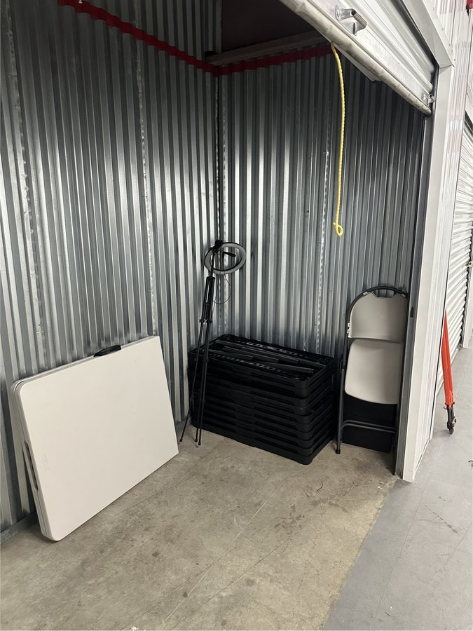 5 x 10 storage unit in Ross Township, PA