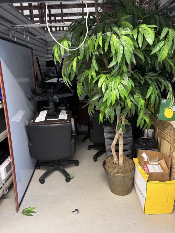 10 x 20 storage unit in Macomb, MI