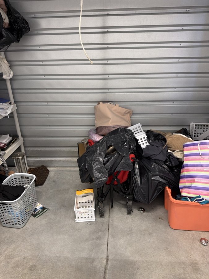 10 x 5 storage unit in Macomb, MI