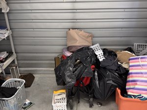 10 x 5 storage unit in Macomb, MI