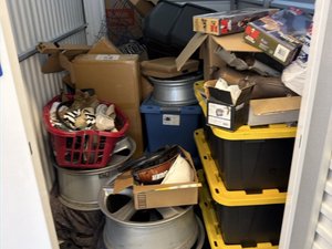 5 x 10 storage unit in Macomb, MI