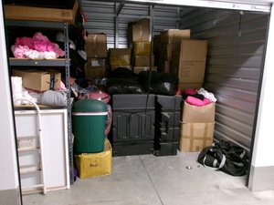 10 x 10 storage unit in Bohemia, NY