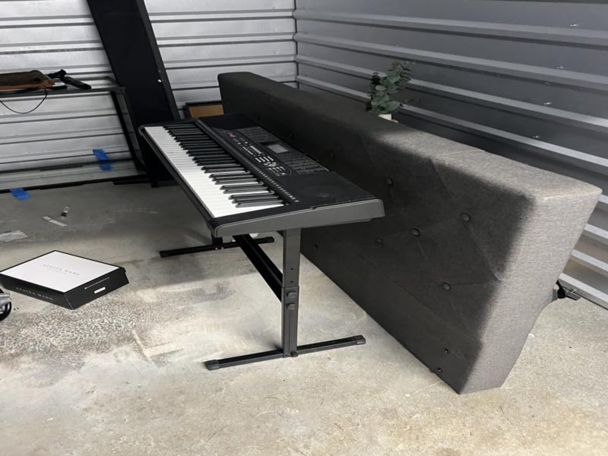 10 x 10 storage unit in Atlanta, GA