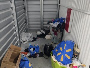 5 x 11 storage unit in New Castle, DE