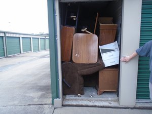5 x 10 storage unit in Pleasant Valley, MO