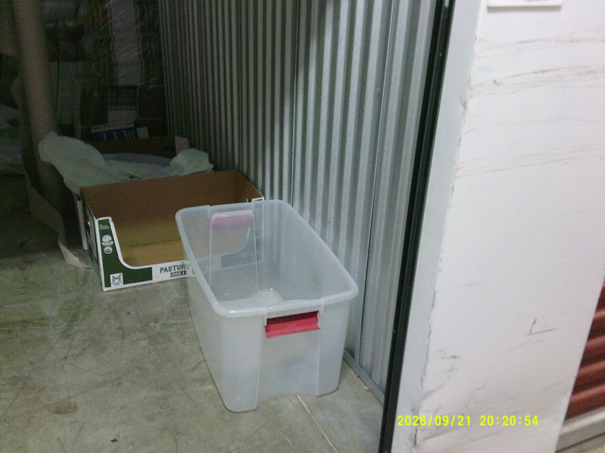 10 x 13 storage unit in Miami, FL