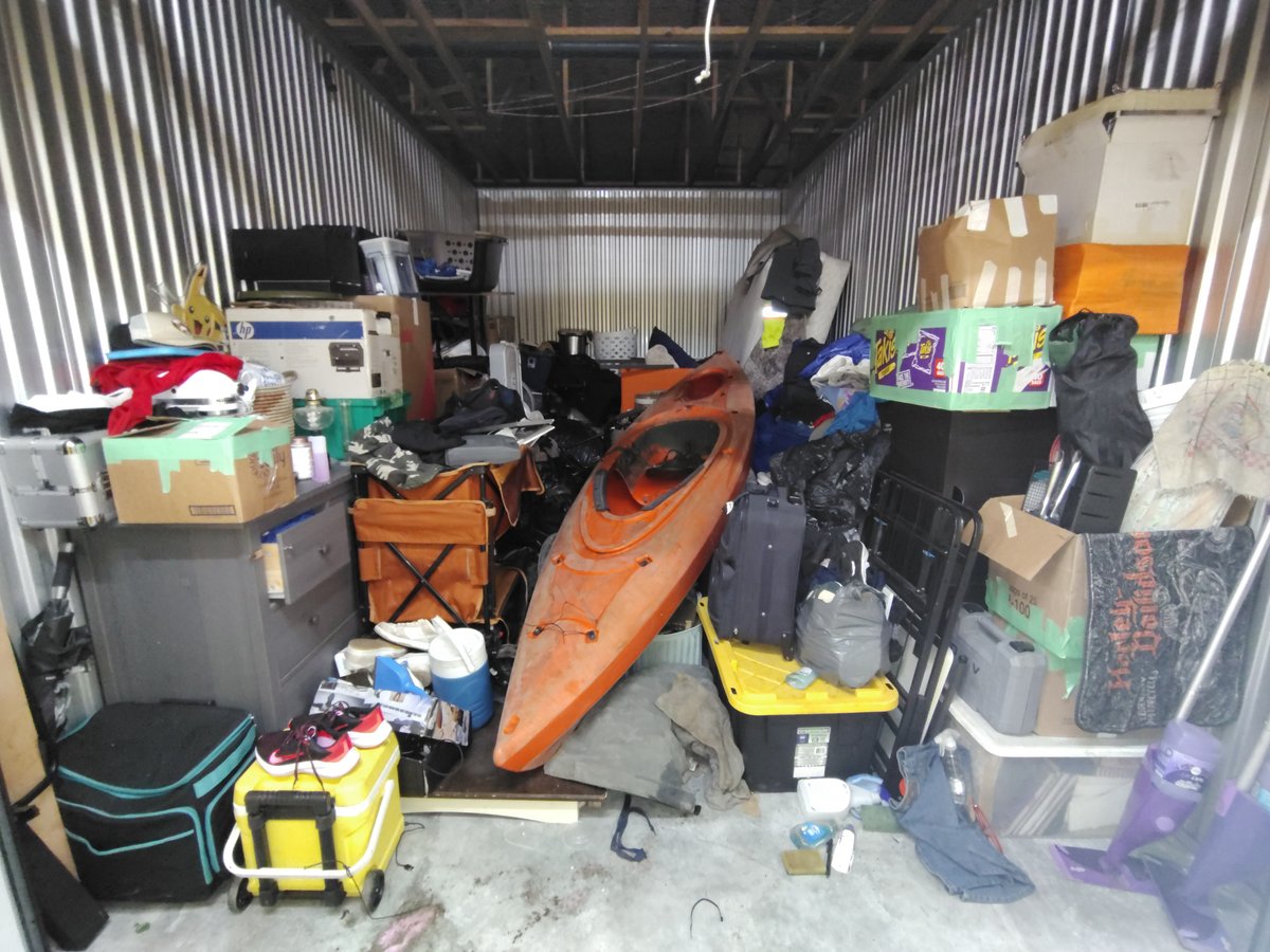 10 x 10 storage unit in Federal Way, WA