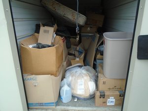 5 x 10 storage unit in Pleasant Valley, MO