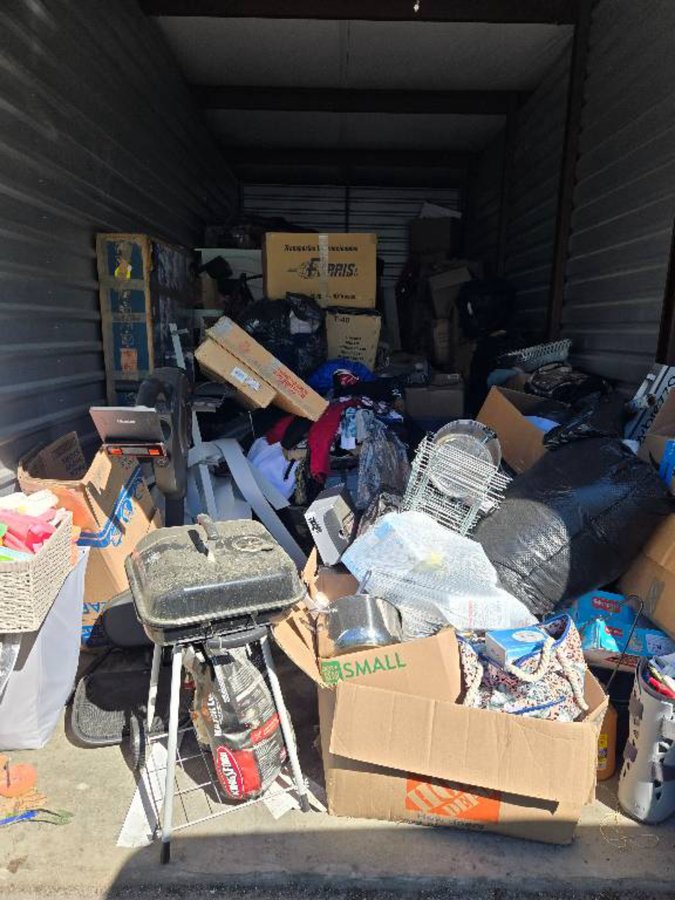 9 x 23 storage unit in Norfolk, VA