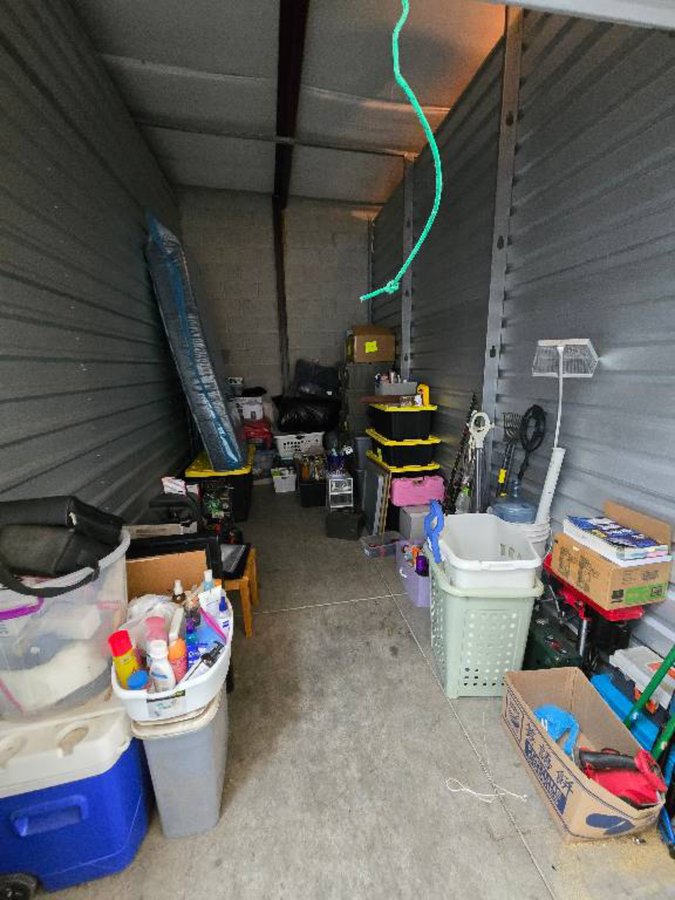 8 x 15 storage unit in Norfolk, VA
