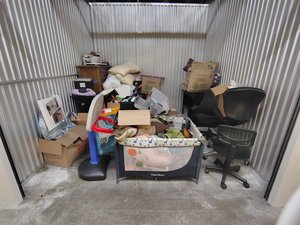 10 x 10 storage unit in Federal Way, WA