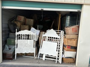10 x 20 storage unit in Santa Fe Springs, CA
