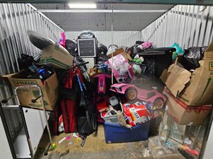 10 x 10 storage unit in Stone Mountain, GA