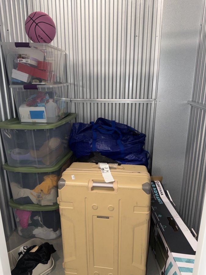 5 x 5 storage unit in Fairfax, VA