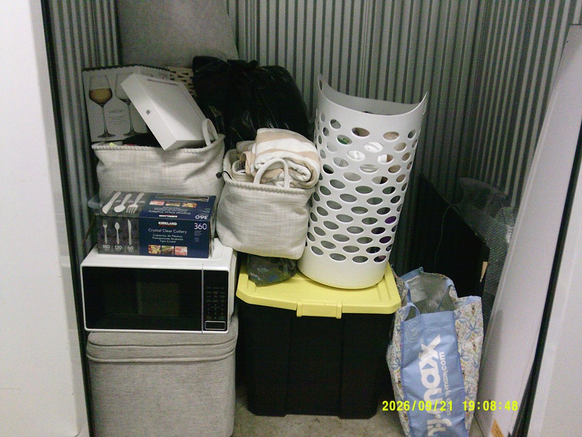 5 x 5 storage unit in Miami, FL