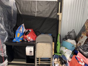 10 x 5 storage unit in Fairfax, VA