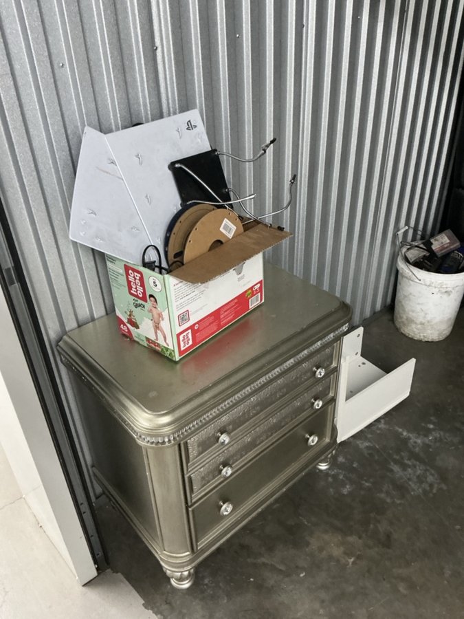 10 x 15 storage unit in Lancaster, PA