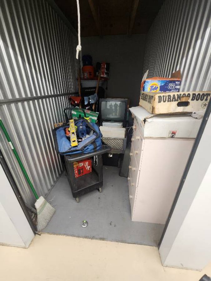 5 x 10 storage unit in Tempe, AZ