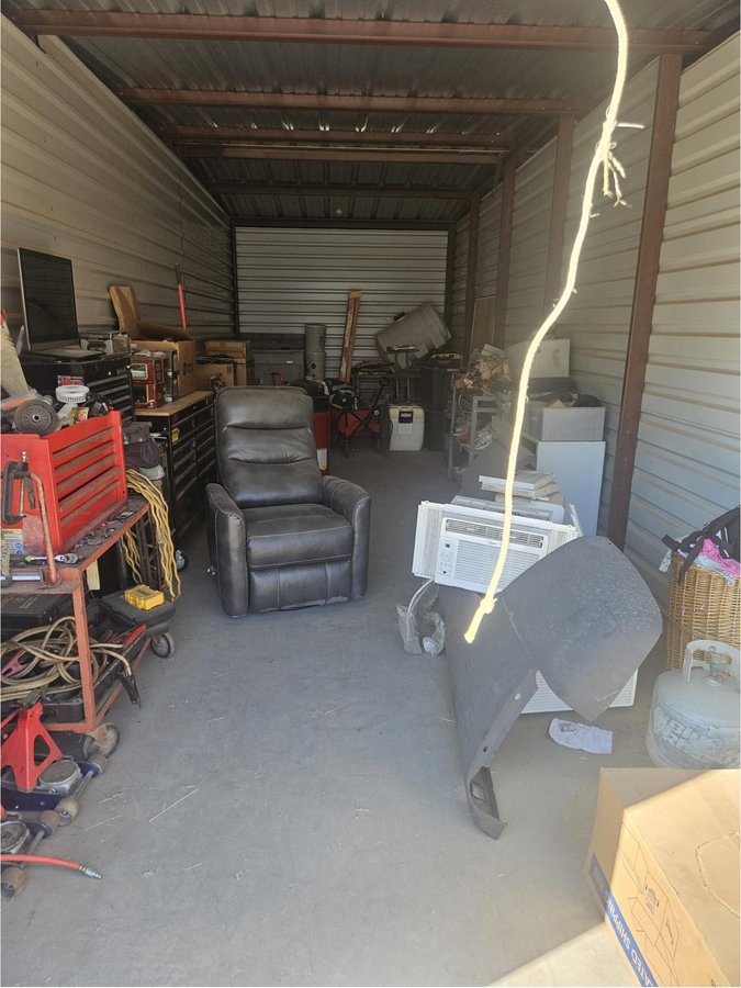 10 x 30 storage unit in Big Spring, TX