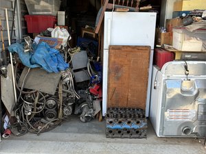 10 x 18 storage unit in Jurupa Valley, CA