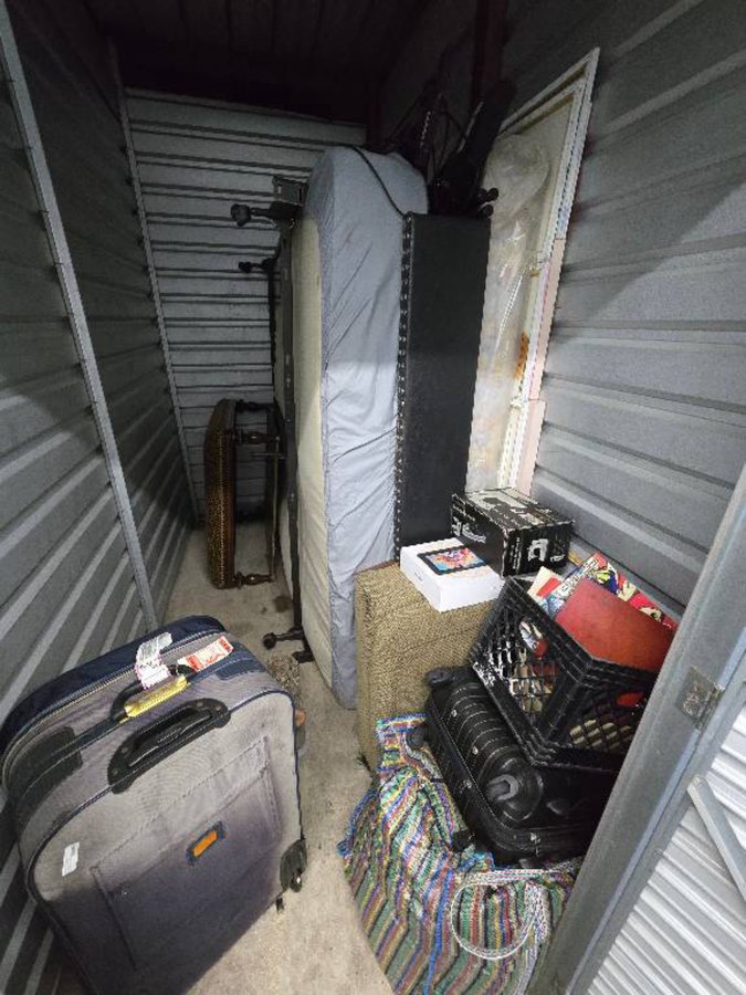 10 x 10 storage unit in Memphis, TN