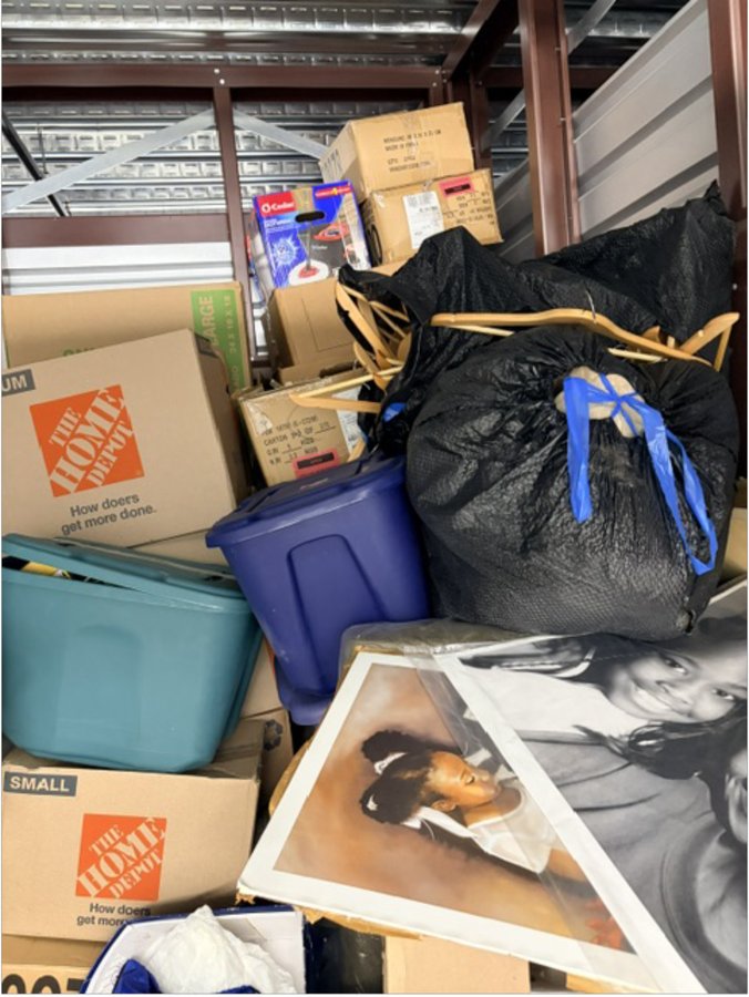 10 x 10 storage unit in Atlanta, GA