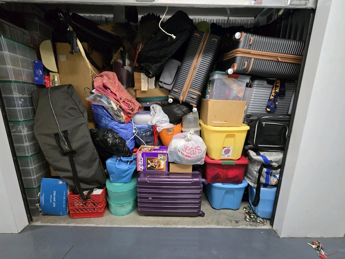 5 x 10 storage unit in Louisville, KY