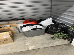 10 x 5 storage unit in Atlanta, GA
