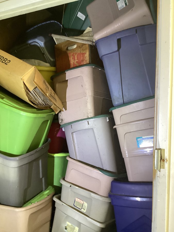 5 x 10 storage unit in Los Angeles, CA