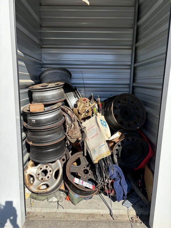 5 x 5 storage unit in Ravenna, OH