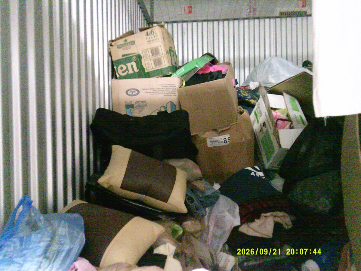 10 x 10 storage unit in Miami, FL