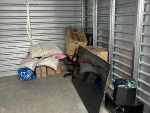 10 x 10 storage unit in Corona, CA