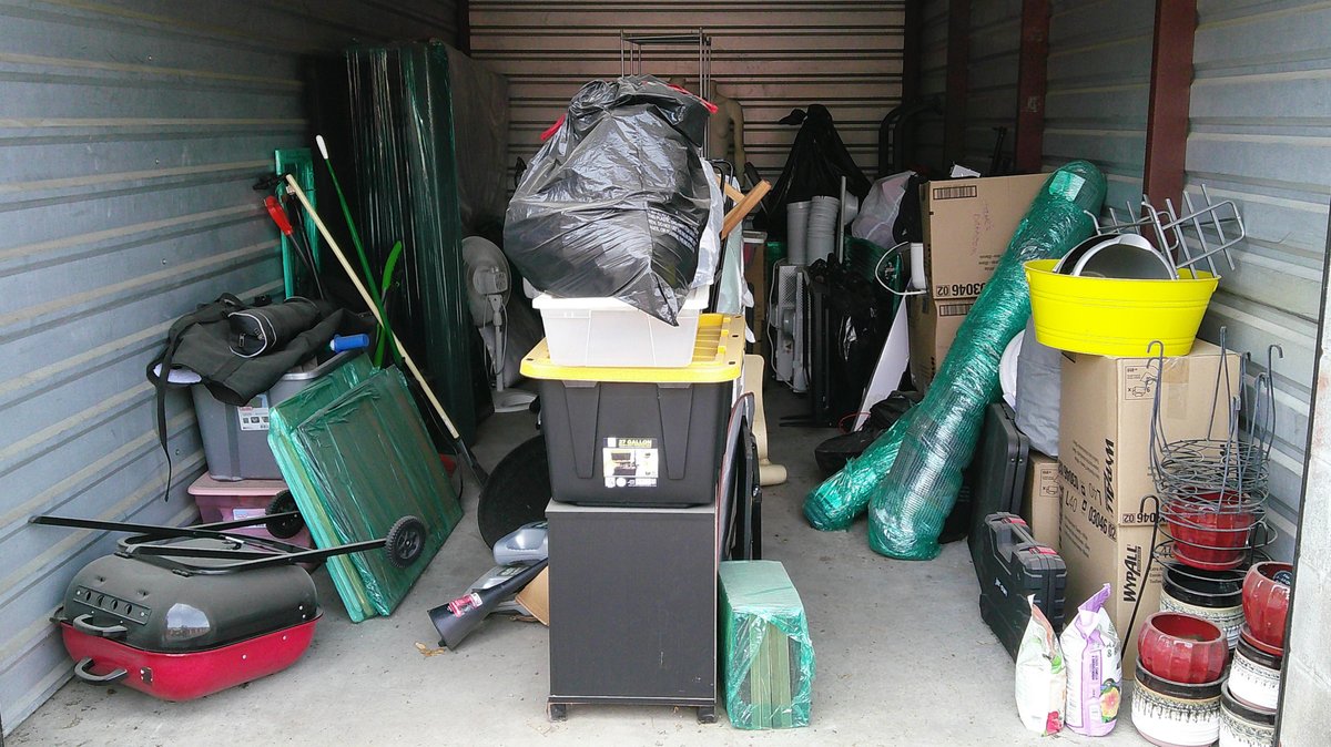 10 x 20 storage unit in Columbia, MO