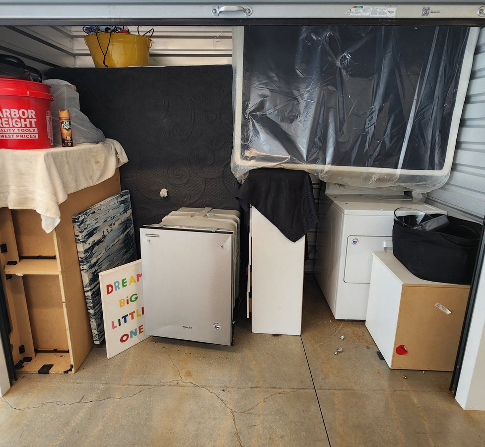 10 x 5 storage unit in Gainesville, GA