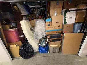 10 x 15 storage unit in Westlake Village, CA