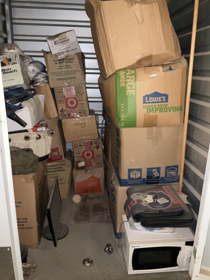 5 x 5 storage unit in Palmdale, CA
