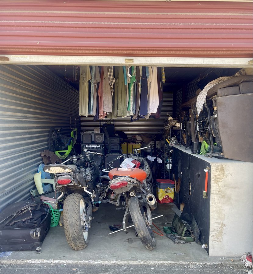 10 x 20 storage unit in Bakersfield, CA