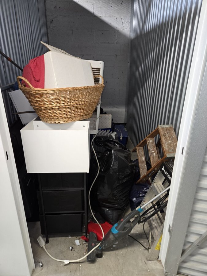 5 x 10 storage unit in Hyattsville, MD